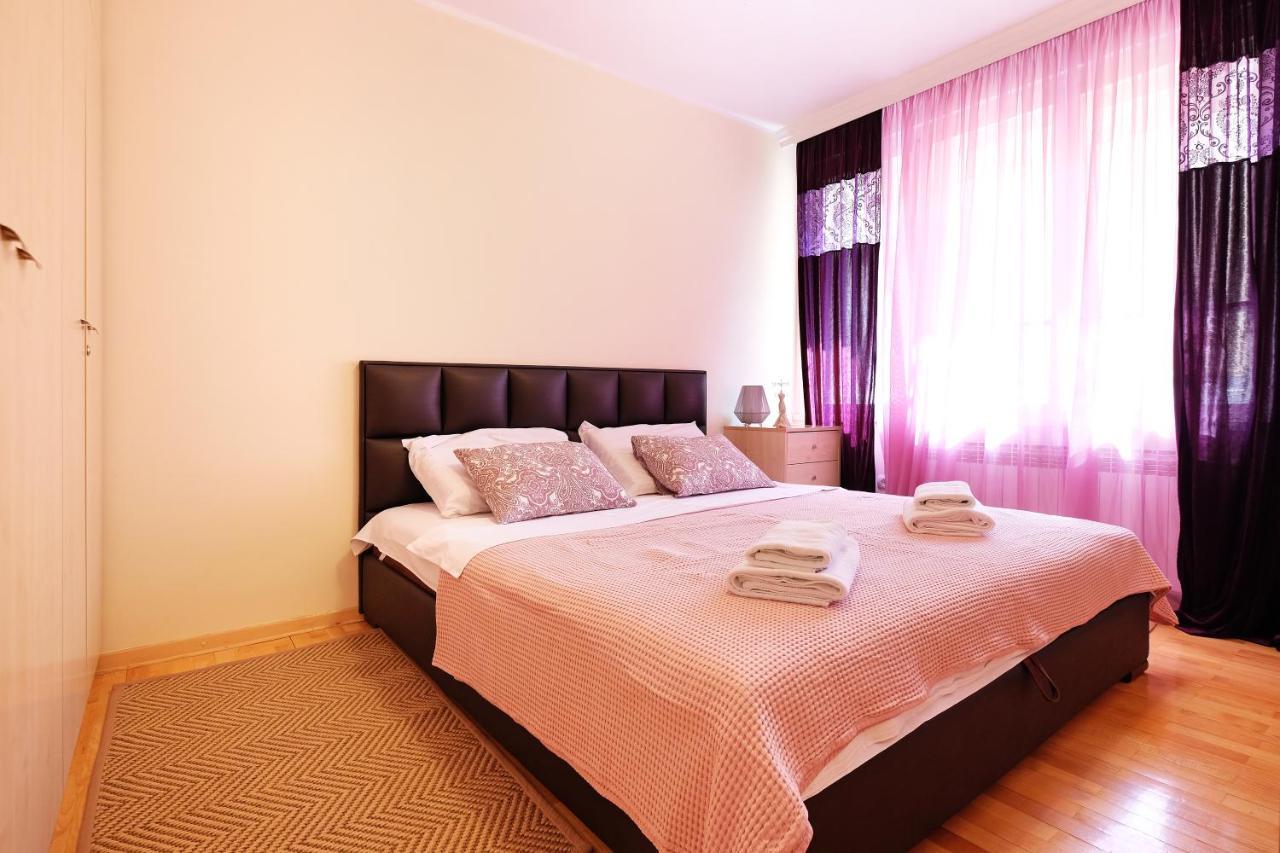 Paradise Starry Suite-City Center Belgrado Exterior foto